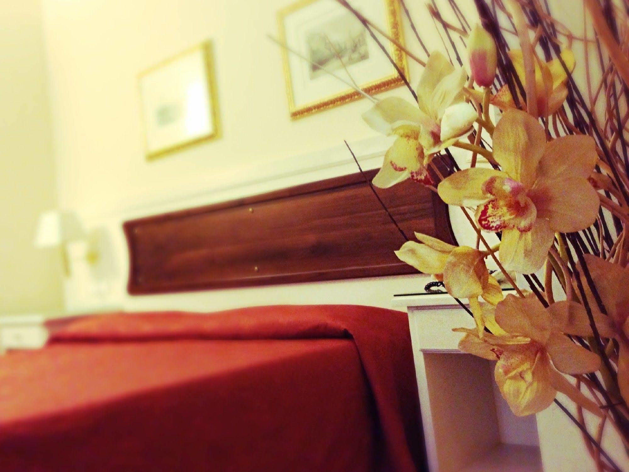 Residenza Domiziano Bed and breakfast 3*